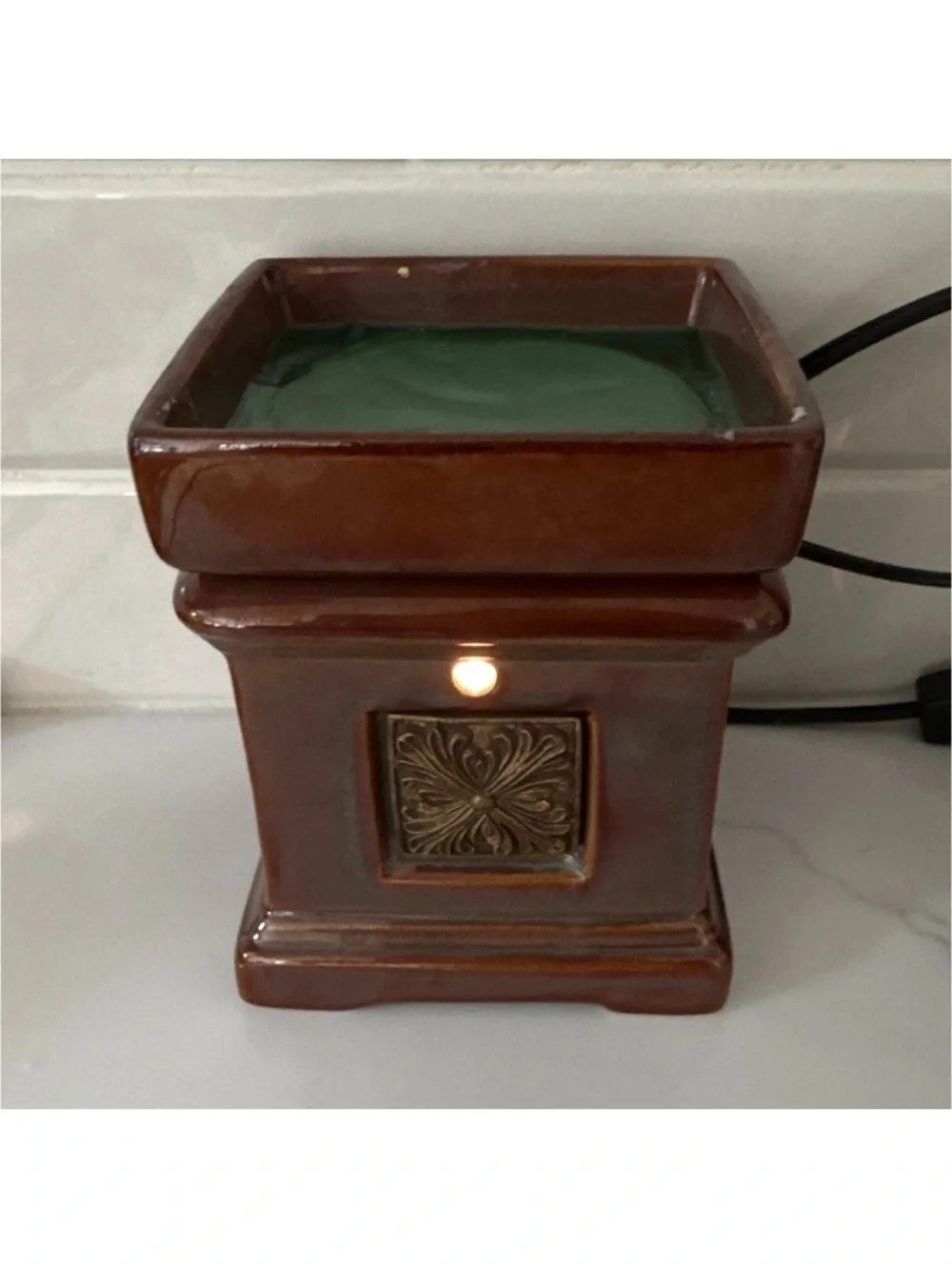 Ceramic Brown Electric Wax Warmer with Green Dish